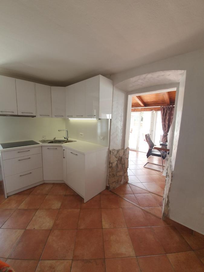 Istrska Kamnita Hisa Soncni Ferienhaus